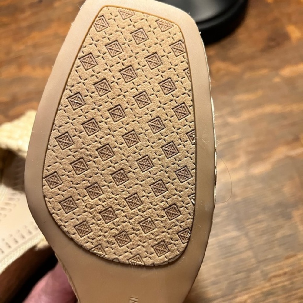 Antonio Melani Espadrilles‎ Sandals NWT, Size 9.5 - Picture 9 of 9